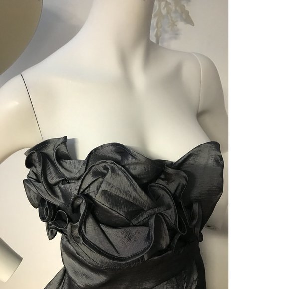 Le Chateau Gunmetal Grey Shiny Stretchy Flowy Ruffle bodycon dress Formal NWT - Picture 3 of 7